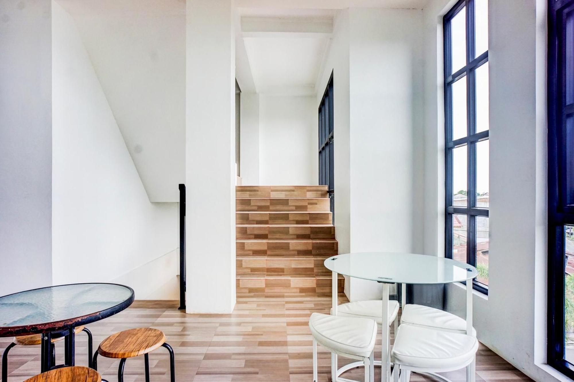 Capital O 94254 Dental Inn Банда Ачех Екстериор снимка